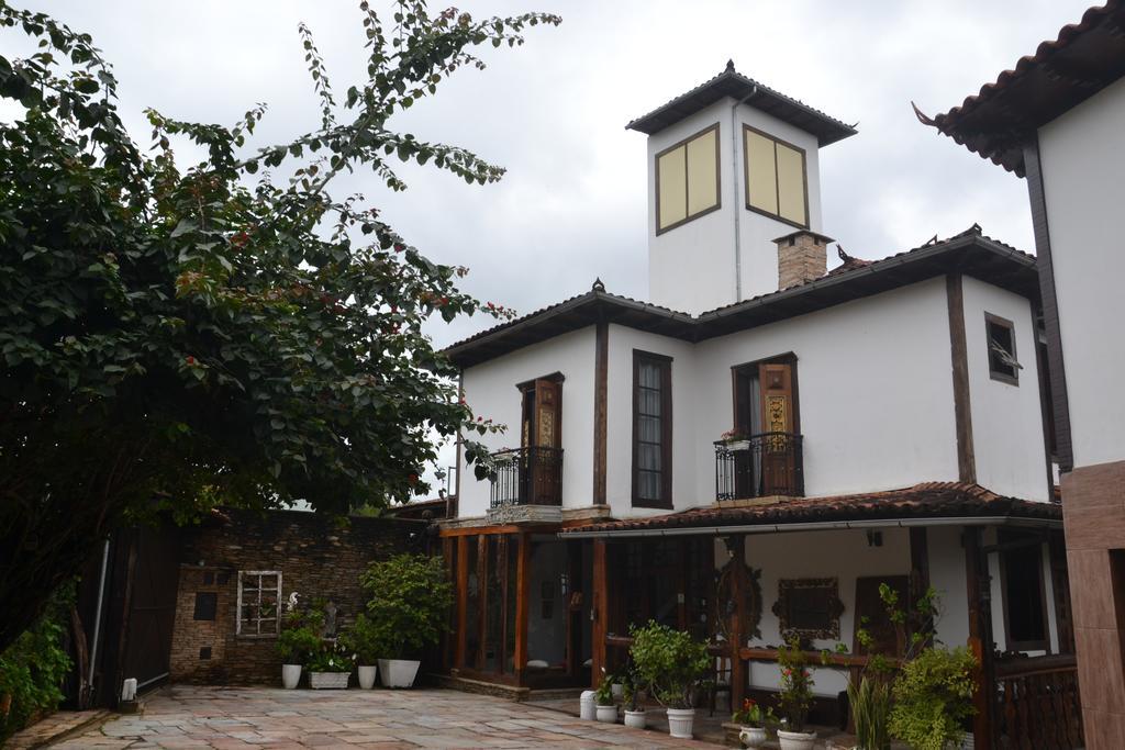 Pousada Gamarano Mariana Bagian luar foto